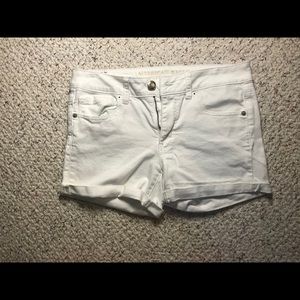 White American Eagle Midi Shorts